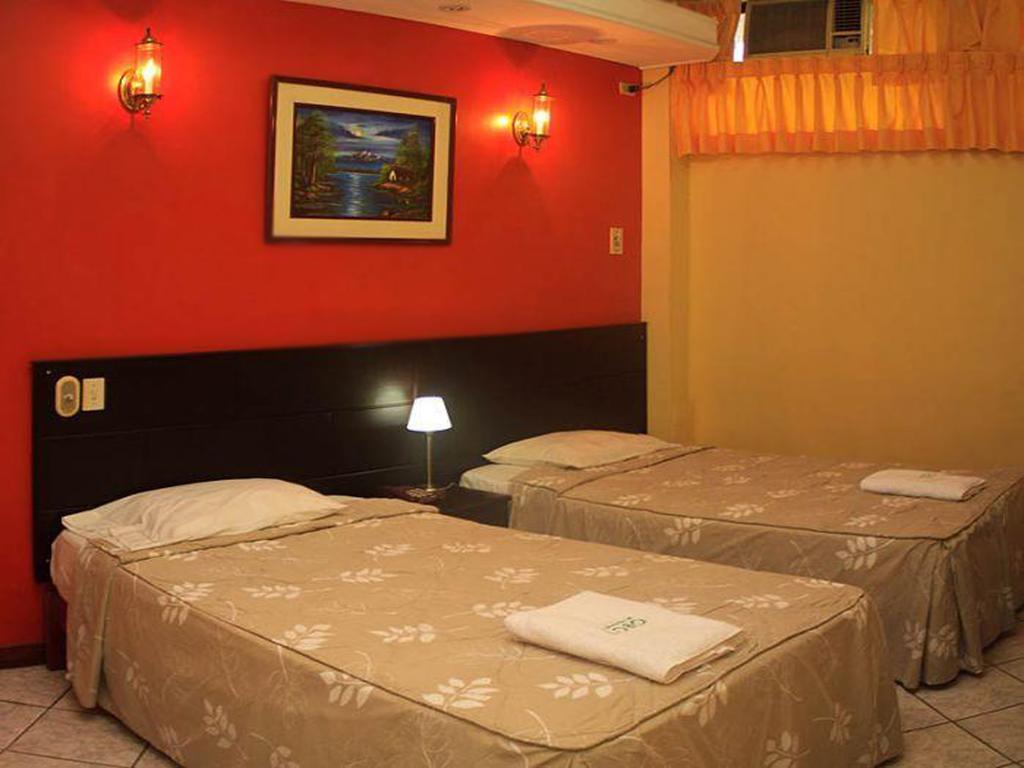 إكيتوس Hotel & Suites La Posada De Lobo المظهر الخارجي الصورة